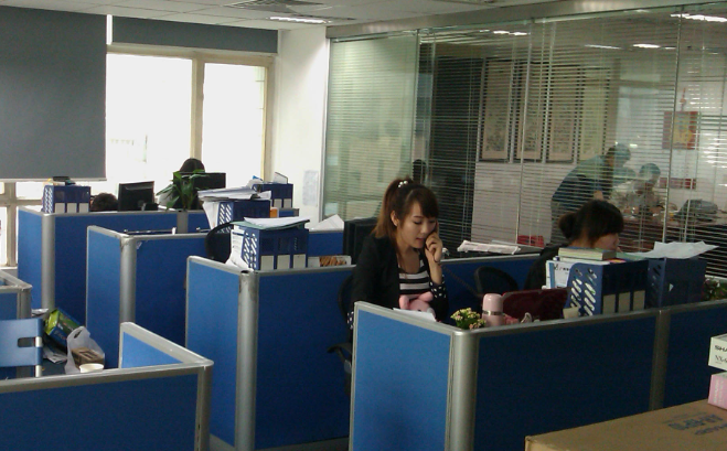 洛阳梓哲管材科技PE管与HDPE管产品参数对比及选型建议